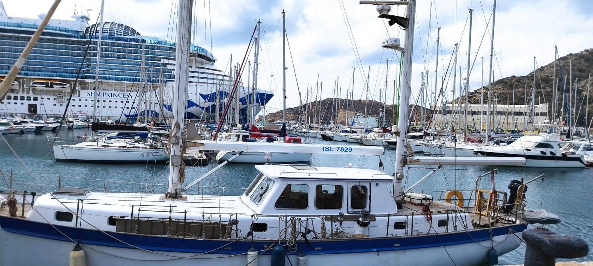 Apartamentos Nuevo Edificio Alba Cartagena Centro Parking Kültér fotó